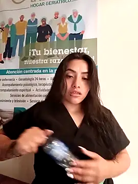 ANDREA-10  online show from November 2025 01:47:02 PM