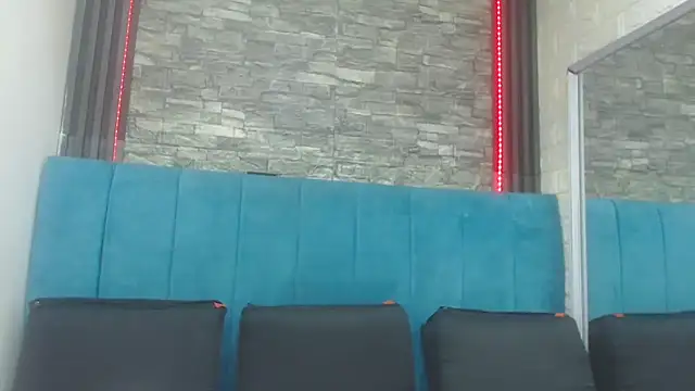 Lil Rose2006 online show from December 2025 12:01:02 PM