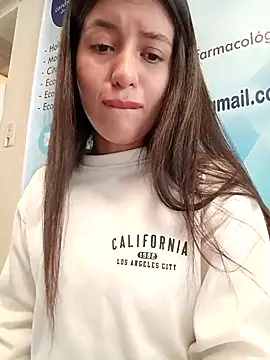 Snapshot of SALOME-28_ chatting on November 2025 03:12:02 PM SALOME-28 online show from November 2025 03:12:02 PM