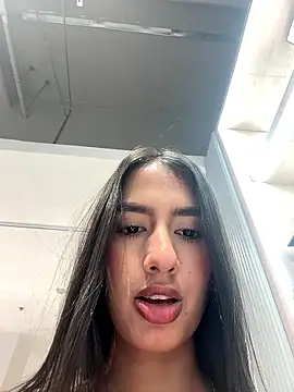 Julieta Duque online show from January 2026 10:22:02 PM