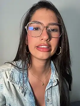 Julieta Duque online show from April 2026 02:25:02 AM