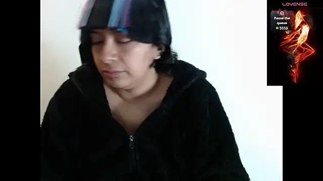 Acelinrose online show from October 2025 09:29:02 AM