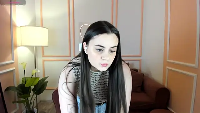 BellaSoSweet online show from September 2025 10:20:01 AM