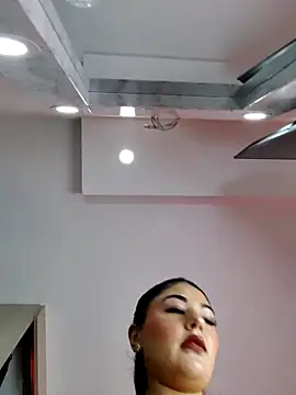 ValeNiitaLuv online show from February 2026 04:33:01 AM