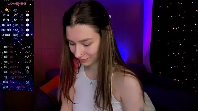 Snapshot of LinaBlossom_ chatting on March 2026 04:52:01 AM LinaBlossom online show from March 2026 04:52:01 AM