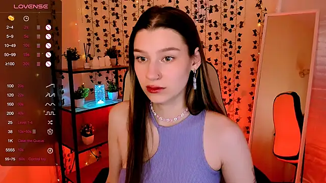 Snapshot of LinaBlossom_ chatting on June 2026 01:56:01 AM LinaBlossom online show from June 2026 01:56:01 AM
