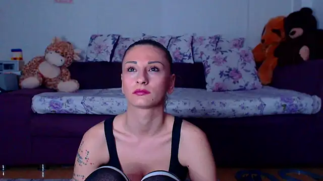CassieSpell online show from April 2026 08:33:01 PM
