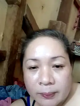 Snapshot of hornymom_01 chatting on September 2025 03:45:02 AM hornymom 01 online show from September 2025 03:45:02 AM