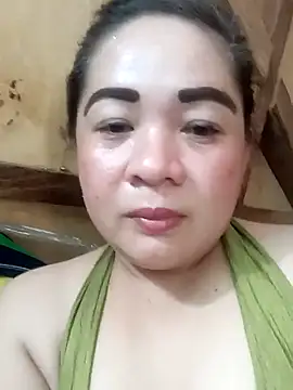 Snapshot of hornymom_01 chatting on October 2025 03:14:02 AM hornymom 01 online show from October 2025 03:14:02 AM