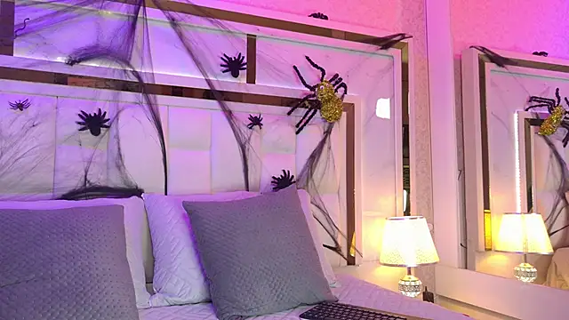 samanthaa sm online show from October 2025 12:06:02 PM