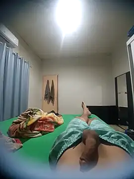 douglasdesouza22 online show from September 2025 06:21:01 PM