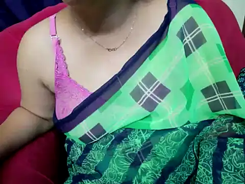 Snapshot of tamilqueenbaby chatting on September 2025 11:08:02 PM tamilqueenbaby online show from September 2025 11:08:02 PM