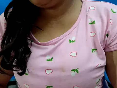 Snapshot of tamilqueenbaby chatting on October 2025 05:50:02 AM tamilqueenbaby online show from October 2025 05:50:02 AM