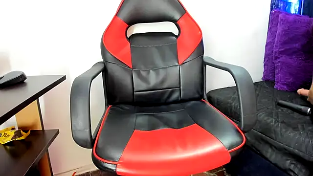 sharlotte ms online show from October 2025 08:02:02 PM