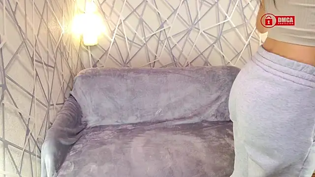 Charming LIA online show from November 2025 09:17:01 PM