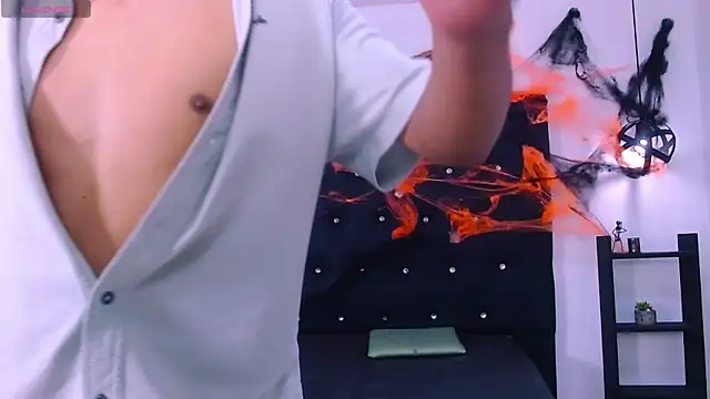 marcus hans  online show from November 2025 07:27:01 PM