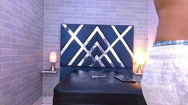 marcus hans  online show from November 2025 06:35:01 PM