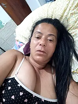 lucineia7 online show from January 2026 01:31:01 AM