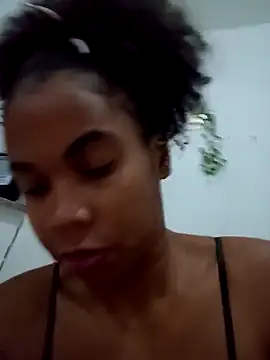 PrettahSantos online show from September 2025 02:38:01 AM