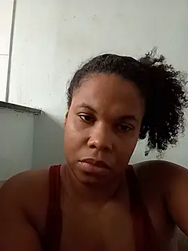 PrettahSantos online show from June 2026 12:39:01 PM