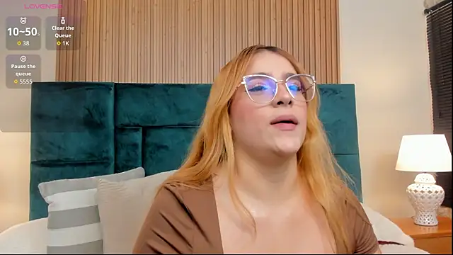 Amber kiss  online show from July 2026 06:39:01 PM