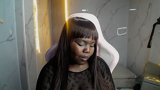 Soffia b online show from November 2025 03:17:01 AM