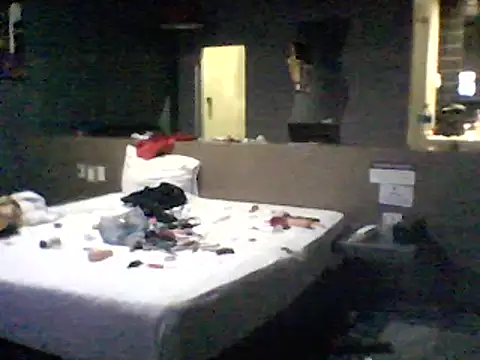 Snapshot of transreyna chatting on February 2025 12:28:01 PM transreyna online show from February 2025 12:28:01 PM