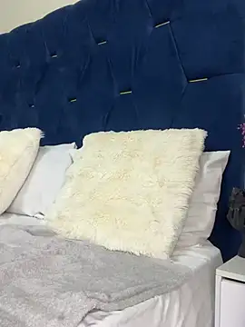 Snapshot of Fun_size86 chatting on July 2026 09:40:02 PM Fun size86 online show from July 2026 09:40:02 PM