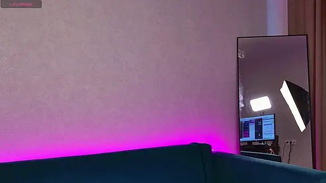 EllaCanny online show from April 2026 06:41:02 AM