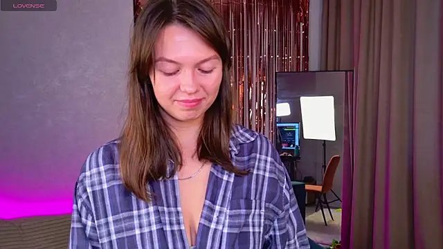 EllaCanny online show from June 2026 03:29:02 AM