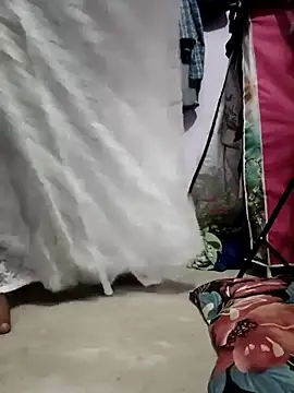 Deborbhavi222 online show from April 2026 07:58:01 PM