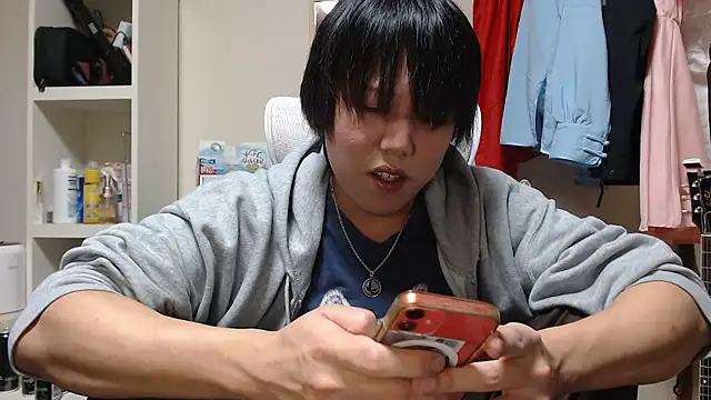 Snapshot of nuu1_221 chatting on November 2025 01:06:02 AM nuu1 221 online show from November 2025 01:06:02 AM