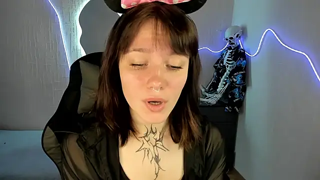 Elastikisss online show from March 2026 01:16:02 AM