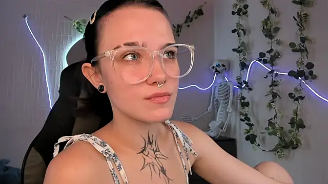 Snapshot of Elastikisss chatting on July 2026 09:45:01 AM Elastikisss online show from July 2026 09:45:01 AM