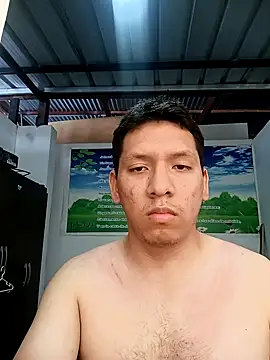 Snapshot of xxx-yz chatting on October 2025 04:48:02 PM xxx-yz online show from October 2025 04:48:02 PM