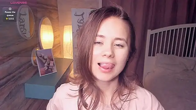 Crysta1Eva  online show from November 2025 08:03:01 AM