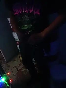 HungHangup online show from October 2025 02:27:01 PM