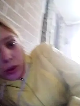 Ponka2011 online show from October 2025 01:23:01 PM