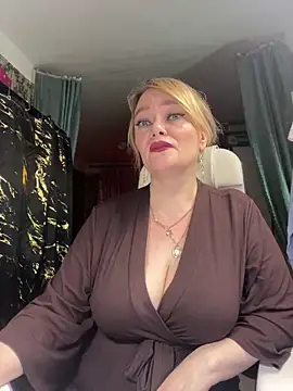 Sweet-blonde online show from March 2026 06:03:01 PM