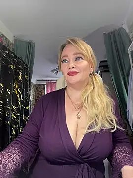 Sweet-blonde online show from March 2026 12:10:01 PM