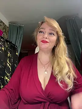 Snapshot of Sweet-blonde chatting on May 2026 09:46:01 PM Sweet-blonde online show from May 2026 09:46:01 PM