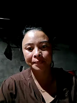 xuxulovezz online show from October 2025 11:55:01 AM