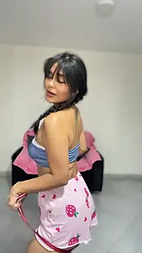 Selene Wings22 online show from April 2026 11:10:02 PM