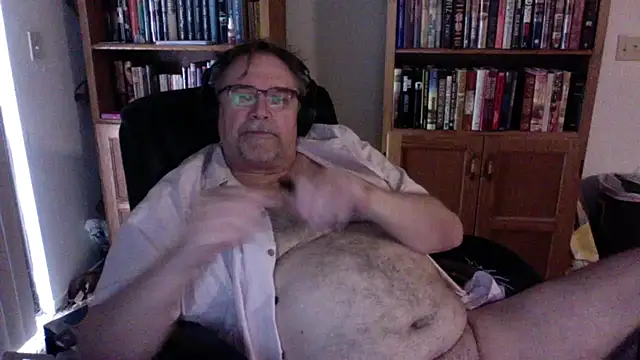 Snapshot of Vinyl22@xh chatting on April 2026 09:12:01 PM Vinyl22xh online show from April 2026 09:12:01 PM