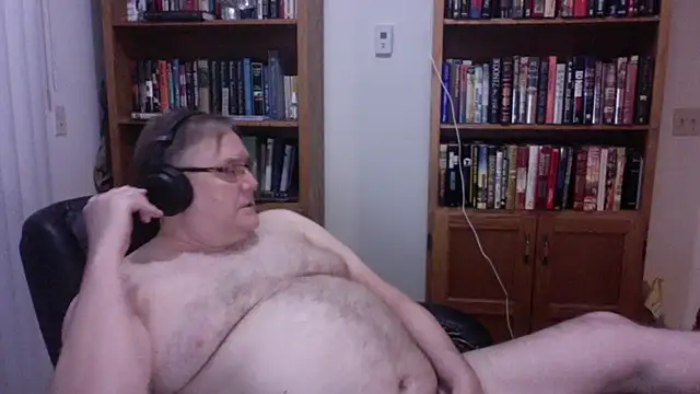 Snapshot of Vinyl22@xh chatting on June 2026 02:53:01 AM Vinyl22xh online show from June 2026 02:53:01 AM