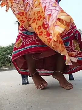 reya743 online show from December 2025 10:12:01 AM