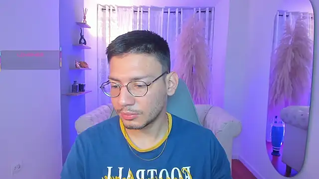 marcuswildx online show from September 2025 02:55:01 PM