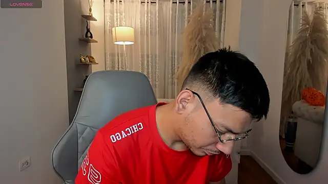 marcuswildx online show from October 2025 11:40:01 AM