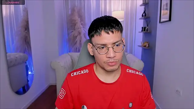 marcuswildx online show from November 2025 01:57:02 PM