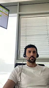 Snapshot of eauminerale chatting on July 2026 12:08:02 PM eauminerale online show from July 2026 12:08:02 PM